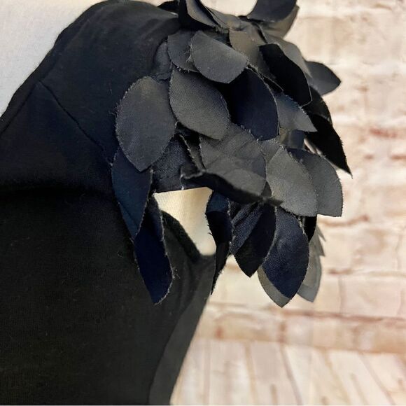 Kardashian Kollection flutter leaves t shirt - Picture 3 of 4